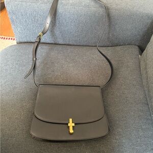 The Row Sofia Crossbody 10.00
